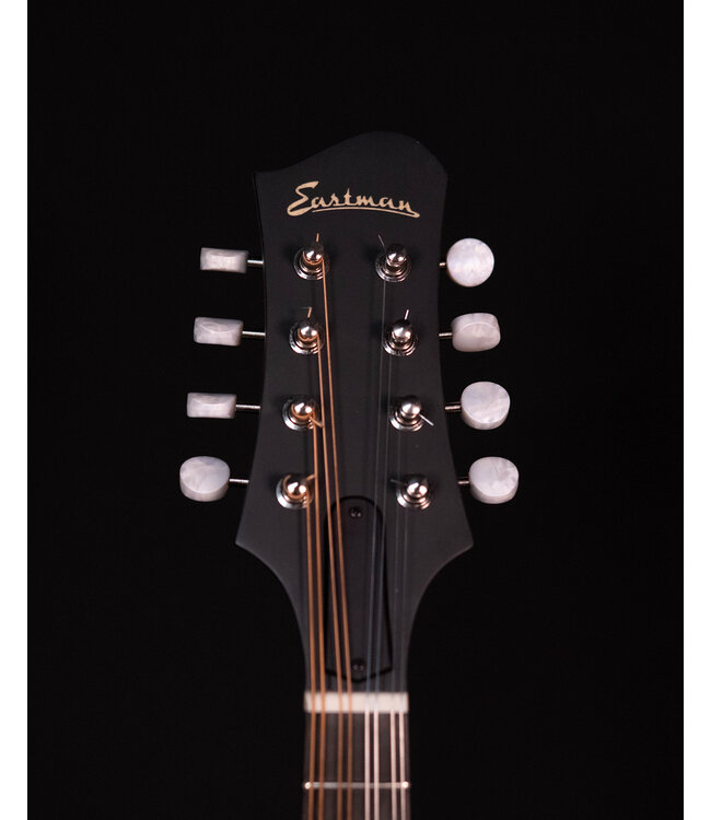 Eastman MD305E-SB, A Style, F Hole, Spr/Mpl, K&K PU, Sunburst Finish w/Gig Bag