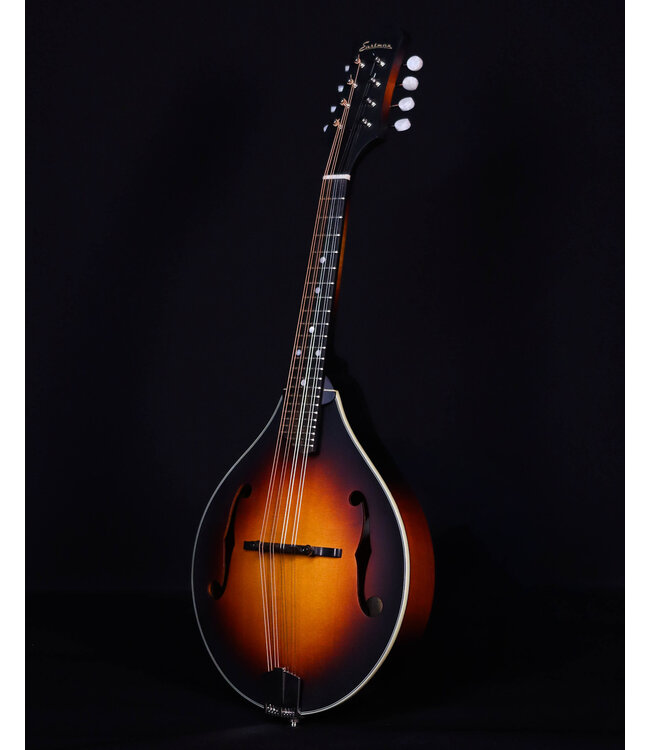 Eastman MD305E-SB, A Style, F Hole, Spr/Mpl, K&K PU, Sunburst Finish w/Gig Bag