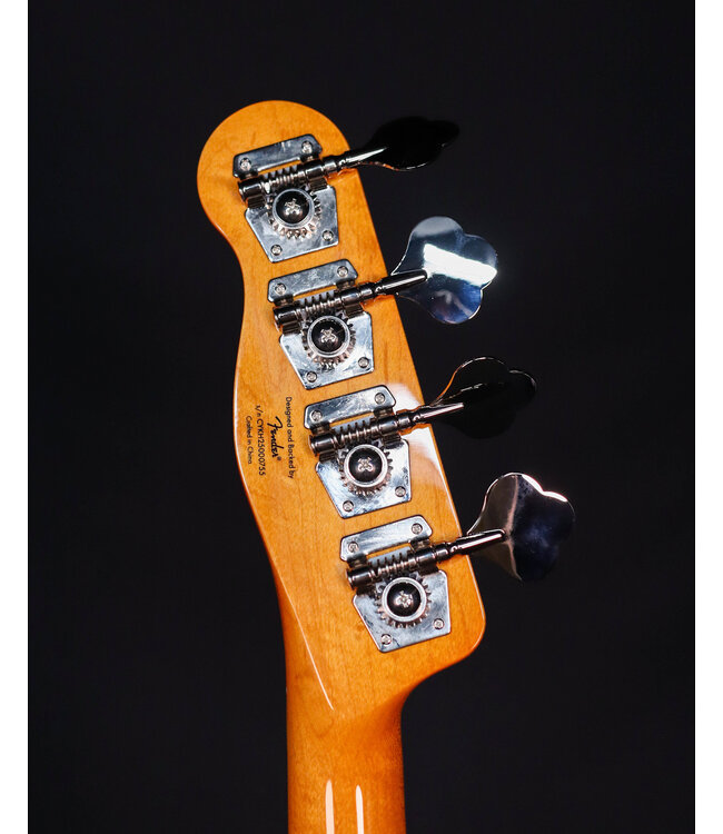 Squier Classic Vibe Telecaster Bass, Maple FB, Vintage White