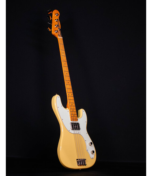 Squier Classic Vibe Telecaster Bass, Maple FB, Vintage White