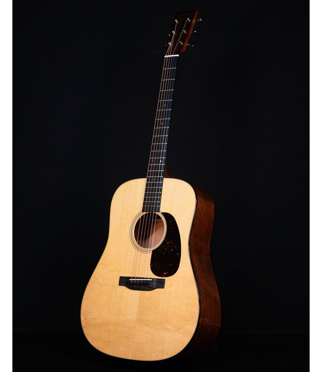 Martin D-18 Standard Series Acoustic - 2025