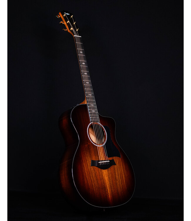 Taylor 224ce Deluxe, Shaded Edgeburst with Koa Back and Sides