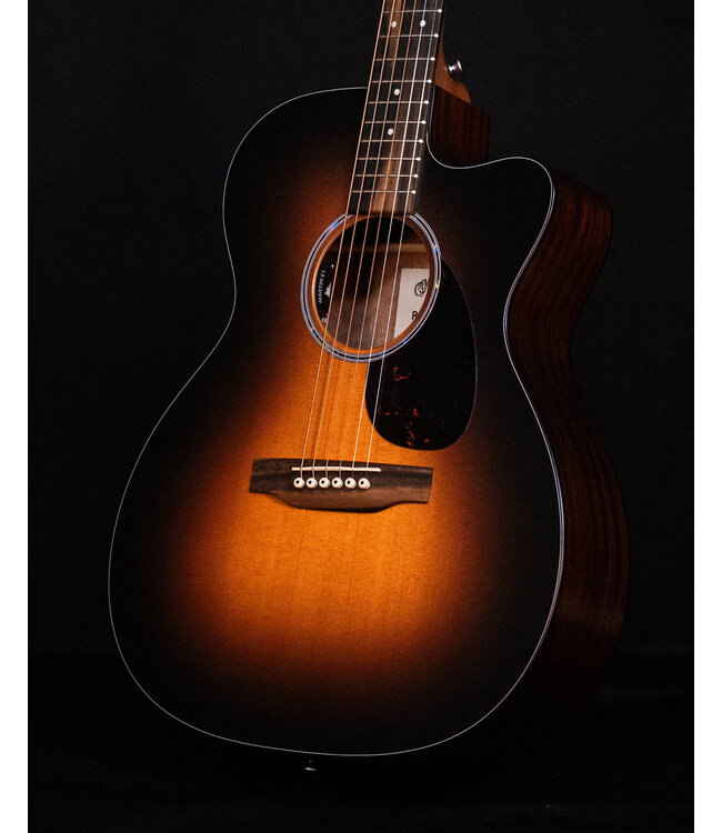 Martin OMC-10E Modern Burst 000-14 Fret Cutaway, Spruce Top with X Bracing, E1 Pickup, Bag Included