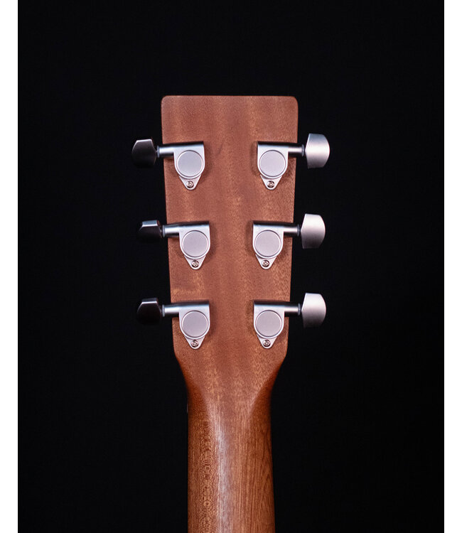 Martin OMC-10E Modern Burst 000-14 Fret Cutaway, Spruce Top with X Bracing, E1 Pickup, Bag Included