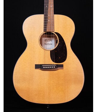 Martin Martin 00010E Retro Spruce Top with X Bracing, Martin E1 Pickup, Bag Included