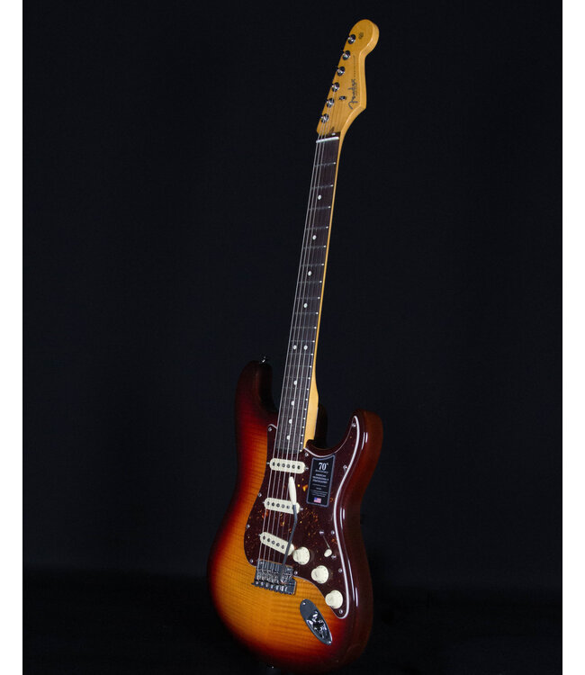Fender 70th Anniversary American Professional II Stratocaster, Rosewood FB, Comet Burst