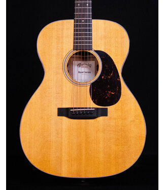 Martin Martin 000-12E Retro Spruce Top with X Bracing, Martin E1 Pickup, Bag Included