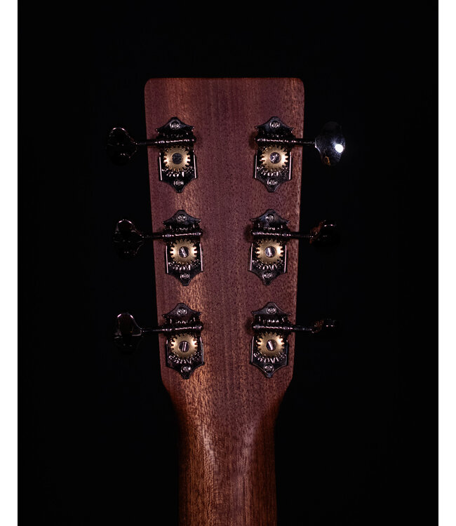 Martin 000-12E Retro Spruce Top with X Bracing, Martin E1 Pickup, Bag Included