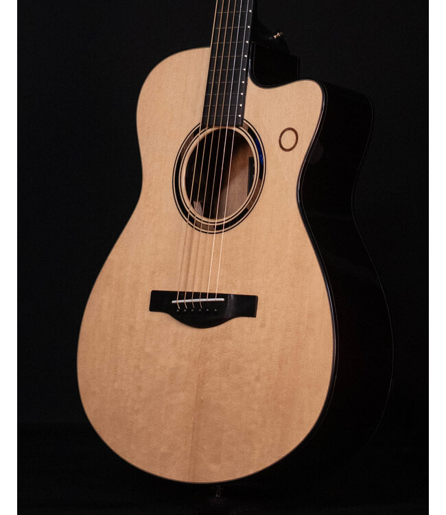 Yamaha TAS3 C Concert Cutaway-Style TransAcoustic, Natural