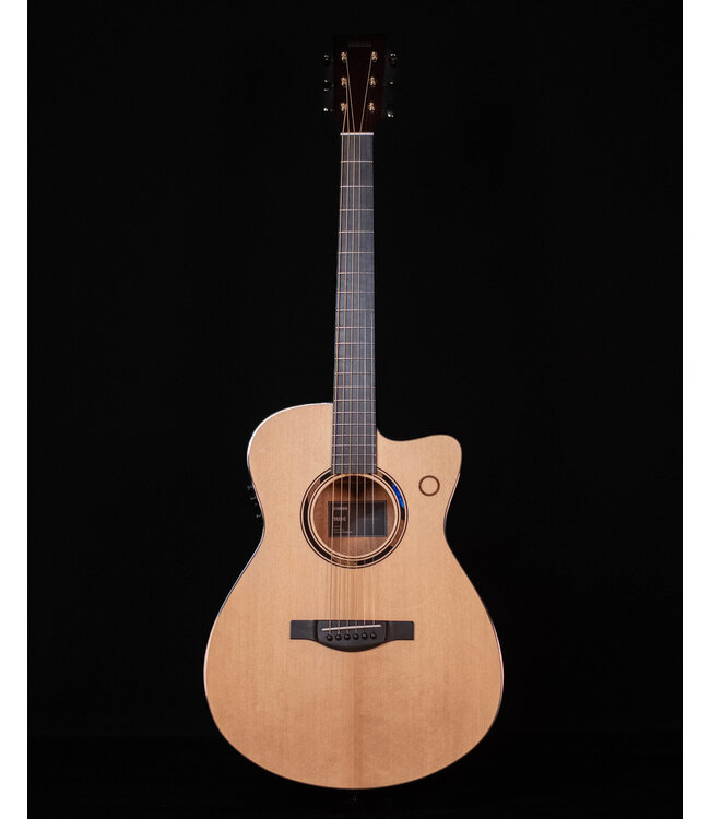 Yamaha TAS3 C Concert Cutaway-Style TransAcoustic, Natural