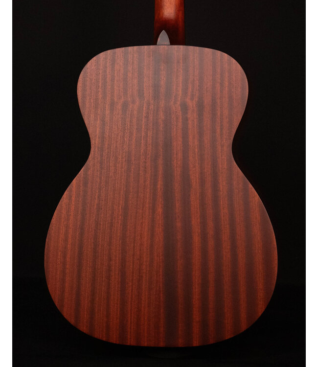 Eastman E1OM Acoustic with Deluxe Bag, Natural