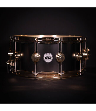 Drum Workshop DW 14" x 6.5" Satin Black over Brass Snare, Gold Hardware