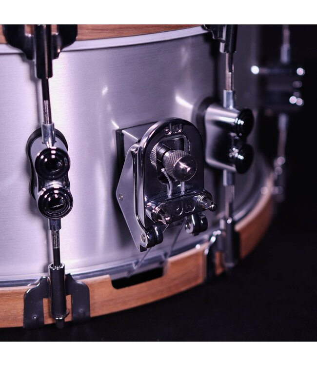PDP 14" x 6.5" Concept Select 3mm Aluminum/Walnut Wood Hoops Snare Drum