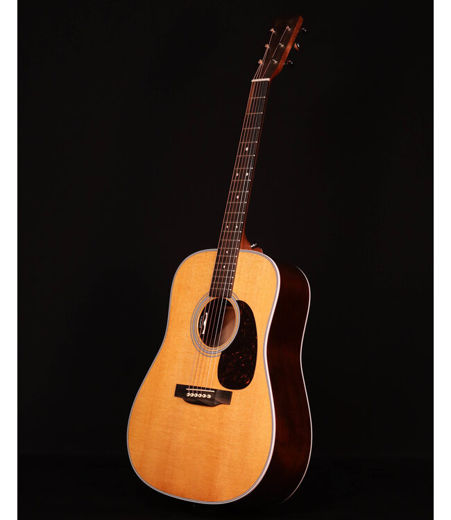 Martin D-13E Retro Walnut Full Gloss, Spruce/Black Walnut, Martin E1 Pickup, Bag Included