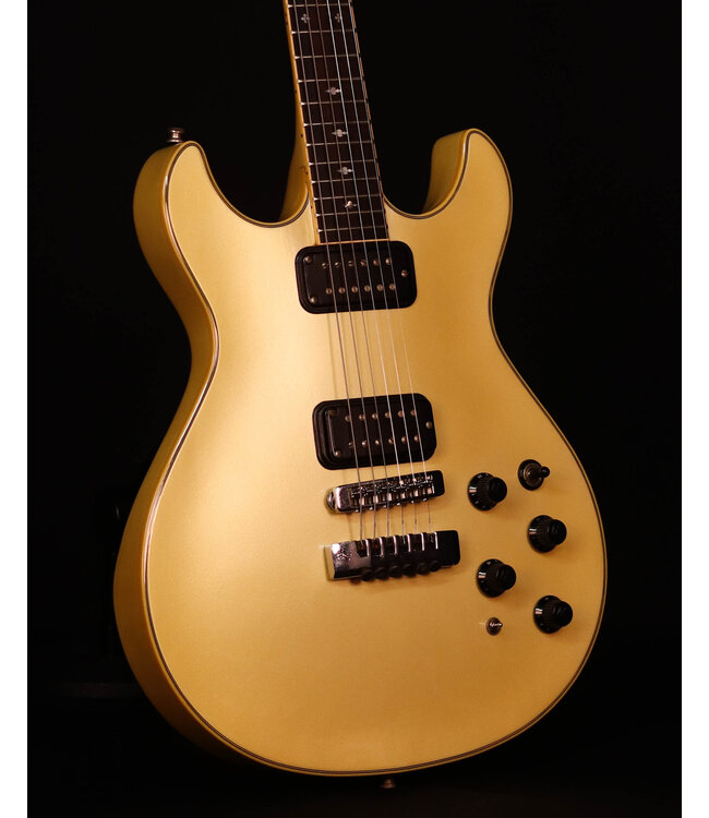 Fender Esprit Elite Electric Guitar, Frost White, SN0130 - USED