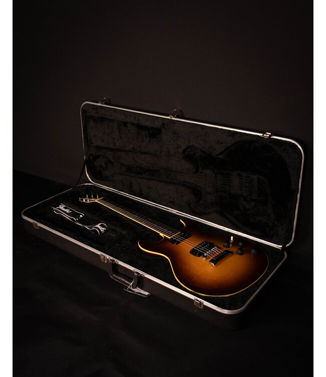 Fender Esprit, Autumn Burst, with Hard Shell Case, SN 41103006 - USED