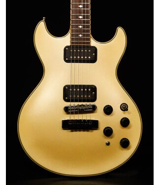 Fender Fender Flame Elite Electric Guitar, Frost White, SN 40200071 - USED