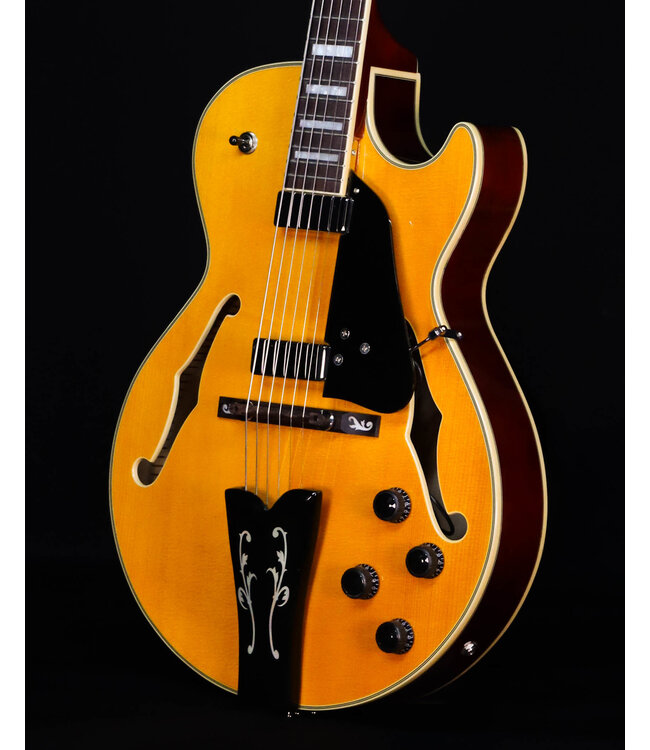 Ibanez GB10EM George Benson Signature, Antique Amber Finish, Chrome Hardware
