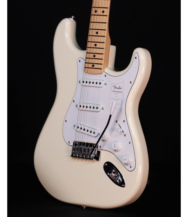 Fender Standard Stratocaster, Maple FB, Olympic White