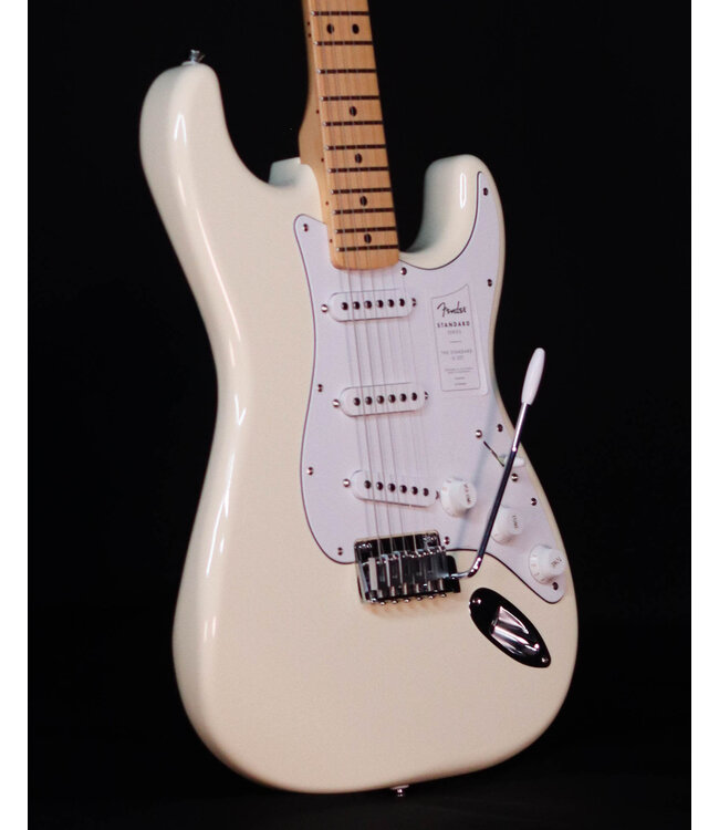 Fender Standard Stratocaster, Maple FB, Olympic White