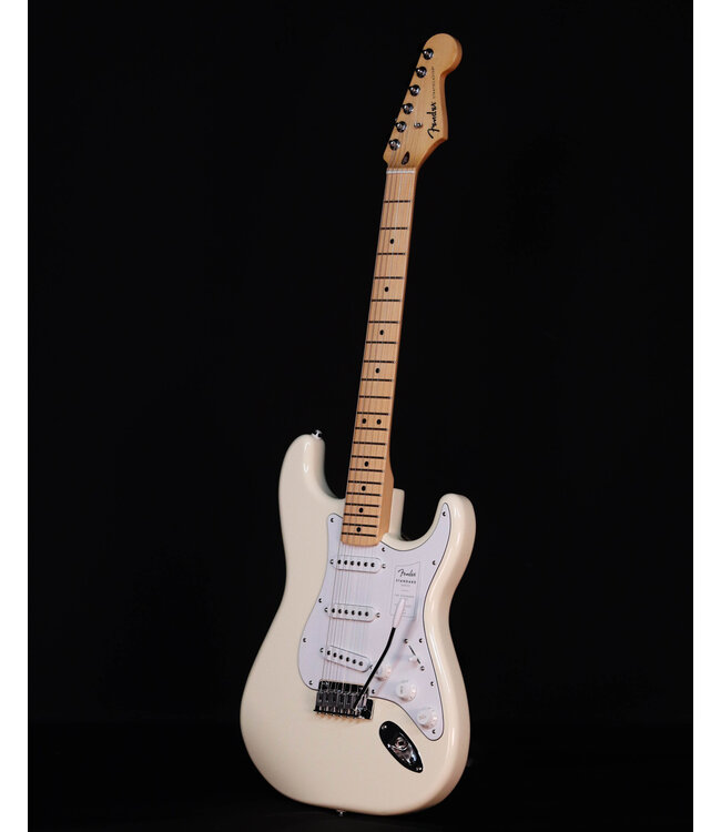 Fender Standard Stratocaster, Maple FB, Olympic White