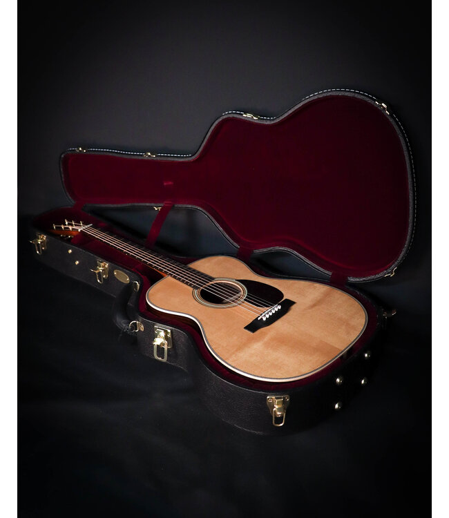 Martin OM-28 Modern Deluxe Acoustic Guitar, 2023 - USED