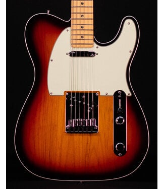 Fender Fender American Deluxe 60th Anniversary Telecaster w/HSC, 3-Color Sunburst - USED