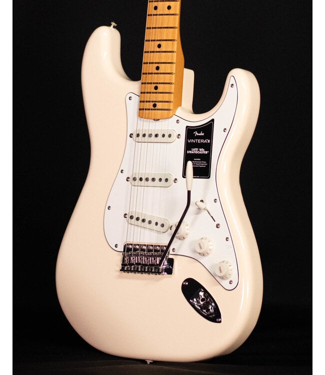 Fender Vintera III Late '60s Stratocaster, Maple FB, Olympic White