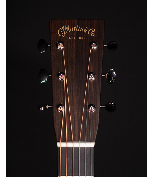 Martin D-28 Standard Series Acoustic - 2025