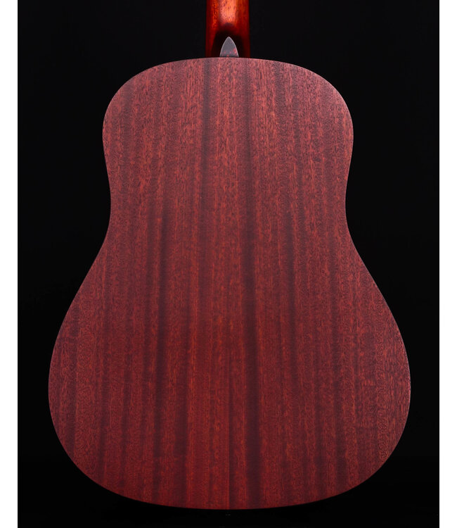 Eastman E1SS-SB Slope Shoulder Dreadnaught, Satin Sunburst with Deluxe Padded Bag
