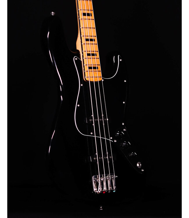 Squier Classic Vibe '70s Jazz Bass, Maple FB, Black