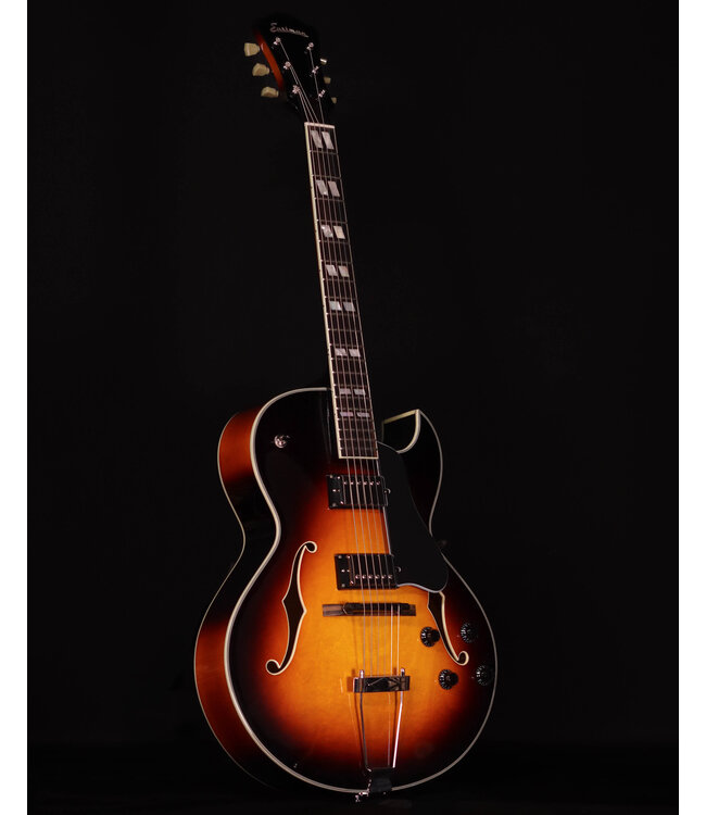 Eastman AR405 P90, Archtop with Ebony Fingerboard, Sunburst with Case