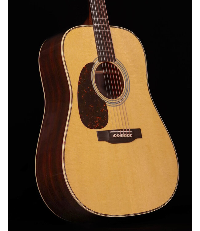Martin HD-28L, Left-Handed Dreadnought Acoustic with Hardshell Case