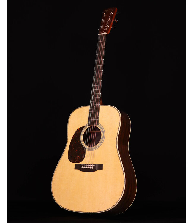 Martin HD-28L, Left-Handed Dreadnought Acoustic with Hardshell Case