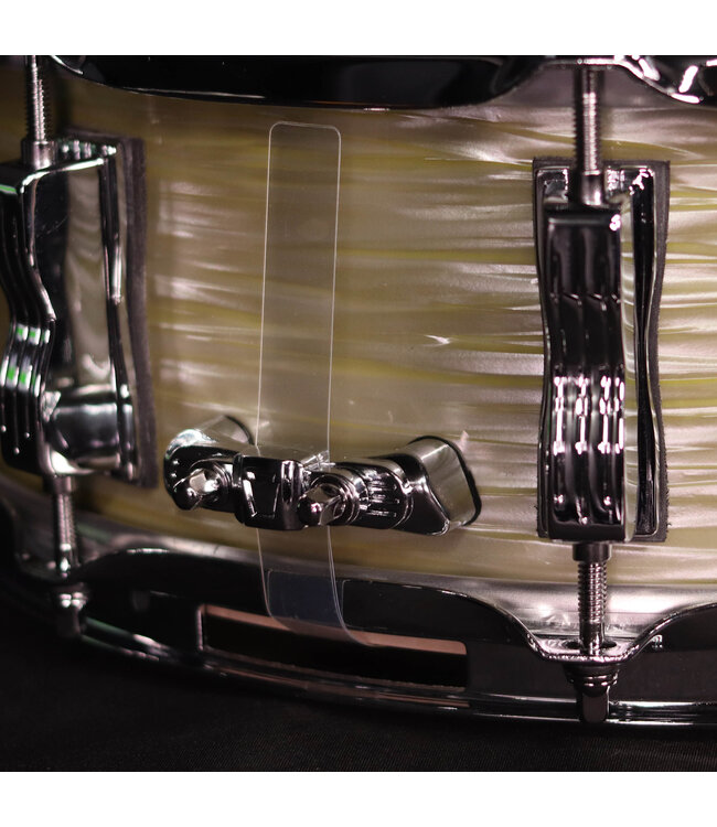 Ludwig 14" x 5" Classic Maple Snare Drum, Olive Oyster