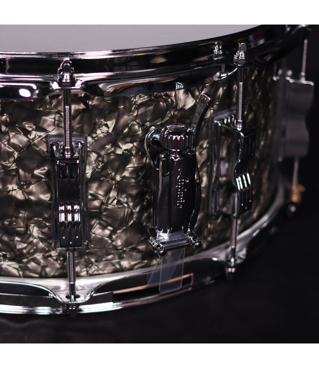 Ludwig 14" x 6.5" Classic Maple Snare Drum, Moss Green
