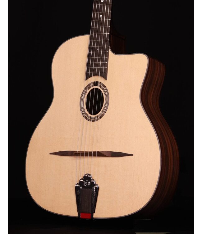 Eastman DM1, Gypsy Guitar with Sitka Spruce Body Back/Sides:Rosewood Laminate,