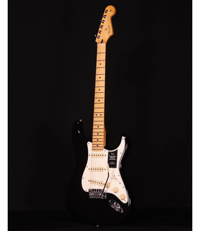 Fender Player II Stratocaster, Maple FB, Black