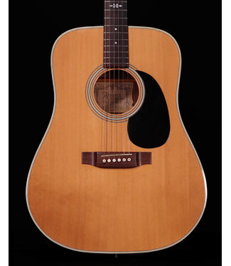 Alvarez Alvarez Yiari D-59 with Hard Shell Case, Natural, 1990 - USED