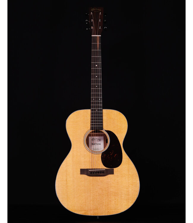 Martin 000-12E Retro Spruce Top with X Bracing, Martin E1 Pickup, Bag Included