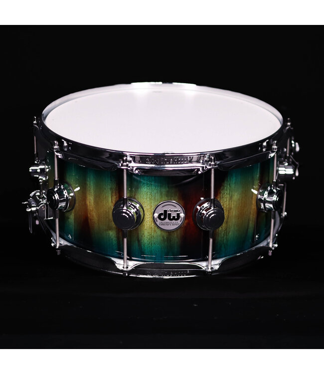 DW 14" x 6.5" Collector's Series Exotic Snare Drum, Natural to Royal Fade Burst over Candy Stripe Paduk