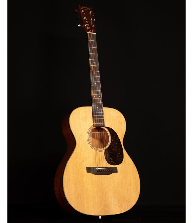 Martin 000-18 Standard Series Acoustic with Fishman Matrix Infinity System - 2025