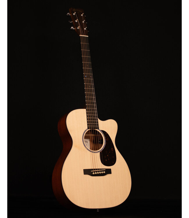 Martin 000CJR-E Junior Cutaway Acoustic Electric, Spruce