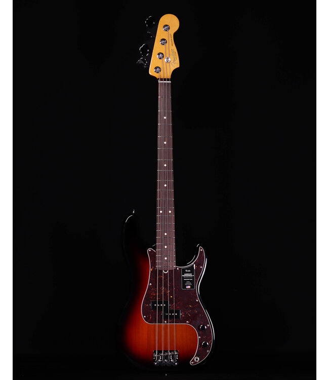 Fender American Professional II Precision Bass, Rosewood FB, 3-Color Sunburst
