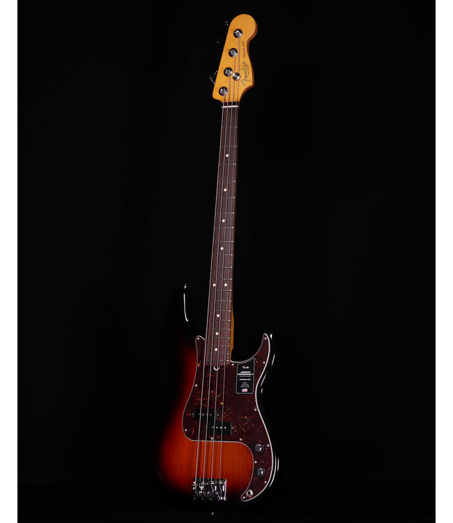 Fender American Professional II Precision Bass, Rosewood FB, 3-Color Sunburst