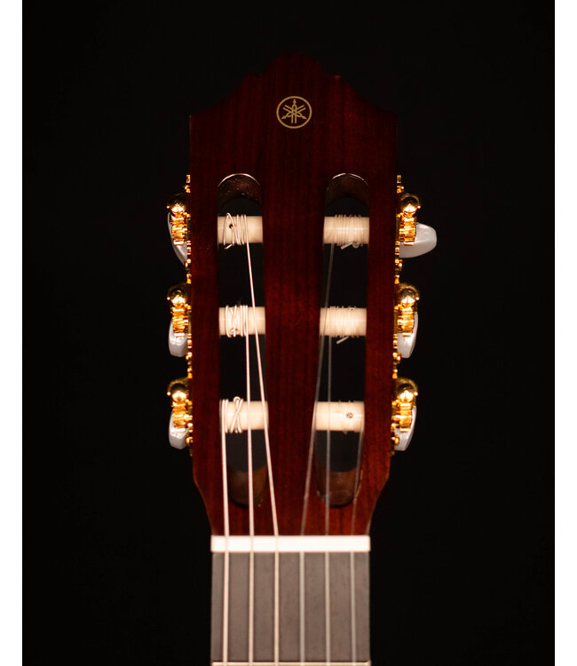 Yamaha CG182C Classical Acoustic Guitar