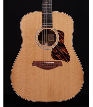 Taylor Taylor Gold Label 710e Dreadnought Acoustic Guitar