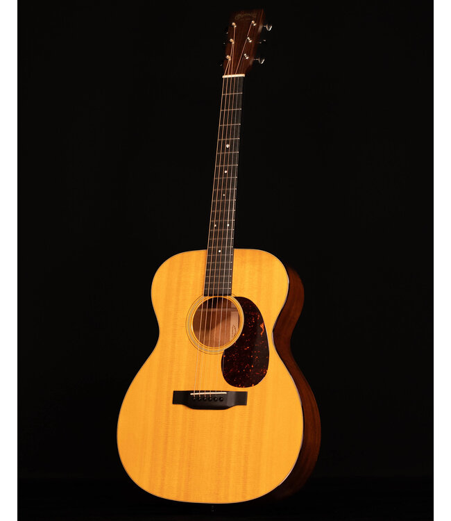 Martin 000-18 Standard, 2014 - USED