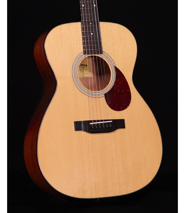 Eastman E6 OM Acoustic with Case, Natural Thermo Cured