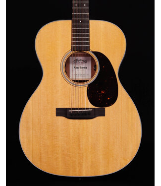 Martin Martin 000-12E Retro Spruce Top with X Bracing, Martin E1 Pickup, Bag Included